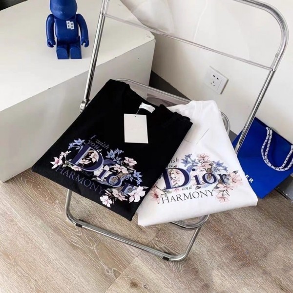 ハイブランドディオール風 フラワープリント T シャツ 親子お揃い可花柄 Dior ロゴ T シャツ ホワイト ユニセックス可愛い親子 ペアルック