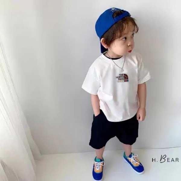 ザノースフェイスグッチ親子 ペアルック ｔシャツ 子供大人 服ペア 黒 白 夏服 親子コーデ 赤ちゃん 親子 ペアｔシャツ 半袖 コーデ 夏 家族 お揃い tシャツ ブランド 大人 子供 お揃い 3人 親子 おそろい プレゼント 男の子 可愛い 女の子 キッズ ママ パパ 母の日 父の日 こどもの日 運動会親子ｔシャツ 子供サイズ80-150  大人サイズS-3XL