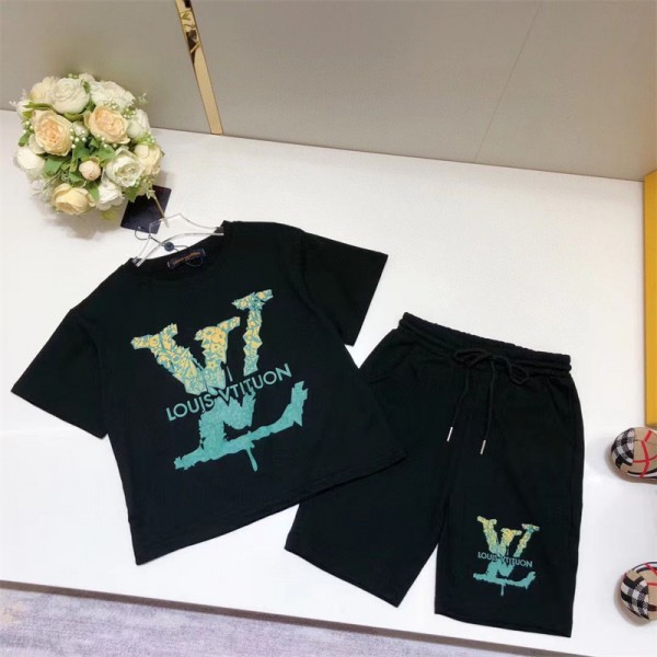 激安ルイヴィトン 子供向け男女兼用ショートスリーブセット 高品質半袖 Tシャツキッズ 激安黒と白 男の子素材と個性的デザインのユニセックスキッズウェアルイヴィトン 人気の半袖パンツです