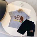 ザノースフェイス グッチ コラボ可愛い子供用ショートスリーブ T シャツ子供用ショートスリーブ T シャツグッチ高品質な素材を使用しザ・ノース・フェイス子供用半袖半ズボンセットです