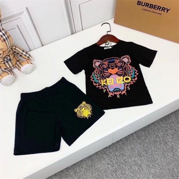 ケンゾーKENZO目を引くデザインの子供用ボーイズショートスリーブ T シャツと半ズボンセットプリント半袖Tシャツ 子供服 KENZO 子供用ボーイズ ショートスリーブ T シャツと半ズボンセット通園 通学 小学生 