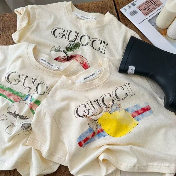 グッチ (Gucci) 子供向け 可愛いデザイン 男女兼用 フルーツ＆キャラクター柄 T シャツ 夏用 スウェットシャツ 产子供 T シャツ夏服グッチブランド子供服