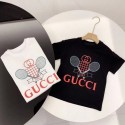グッチ 子供用のテニス風ショートスリーブ T シャツ、クラシックなダブル G ロゴが可愛らしく表現半袖Tシャツ 子供服高品質グッチ GUCCI 半袖Tシャツ 子供服夏服男の子 女の子
