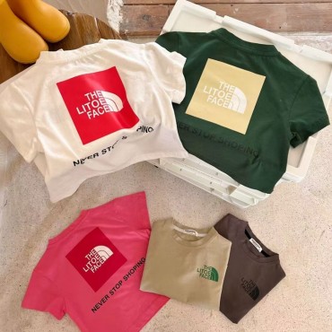 ザノースフェイス 多彩カラー子供用ショートスリーブ T シャツザノースフェイス乳幼児用の服ですTシャツ The North Face高品質子供服通園 通学 小学生 定番ザ・ノース・フェイスのこれらの子供用 T シャツは