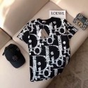 DIOR 子供向け T シャツとショートパンツ ブランド感満載コーデディオール 子供用コーディネートセット T シャツとショートパンツディオール定番ロゴ柄入り 子供衣装セット夏服半袖セット白と黒の 2 色トレンディーな子供服