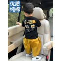 ザノースフェイス子供向け T シャツ アウトドアモチーフで子供 個性的なグラフィックプリント 子供用黒 T シャツThe North Face 子供衣装個性的なグラフィック高品質ザノースフェイス