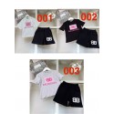 バレンシアガ 子供服 キッズ 個性的なロゴ入り T シャツセットBalenciaga 子供用 モダンなデザイン T シャツ＆ショートパンツセットBalenciaga 子供のための バレンシアガ トレンド感溢れる T シャツコレクション