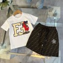 フェンデイ子供 t シャツ可愛いテディベアと FF ロゴ 子供用 T シャツとショートパンツセット fendi キッズ セットアップ 男の子FF ロゴ柄快適な素材ハイファッションな子供衣装