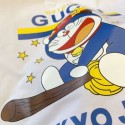 グッチグッチドラえもん 定番ロゴと東京モチーフ 子供 T シャツGUCCI 子供向け T シャツ GUCCI 子供服ドラえもんをイメージした柄白黒 T シャツグッチ快適な素材ハイファッションな子供衣装