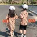 グッチ子供服キャラクターイラスト T シャツとワンピースユニセックスデザインGUCCI半袖キッズ兄弟姉妹装グッチキャラクタープリント可愛いデザインGUCCI  T シャツとワンピース 兄弟姉妹装