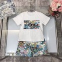 グッチ 子供服 上下セット tシャツ ショーツ 2点キッズ服GUCCI 男女児向け 夏のファッションセット エキゾチックな柄 T シャツ & ショートGUCCI 子供服エキゾチックなプリント T シャツグッチ GUCCI 男女児用夏服