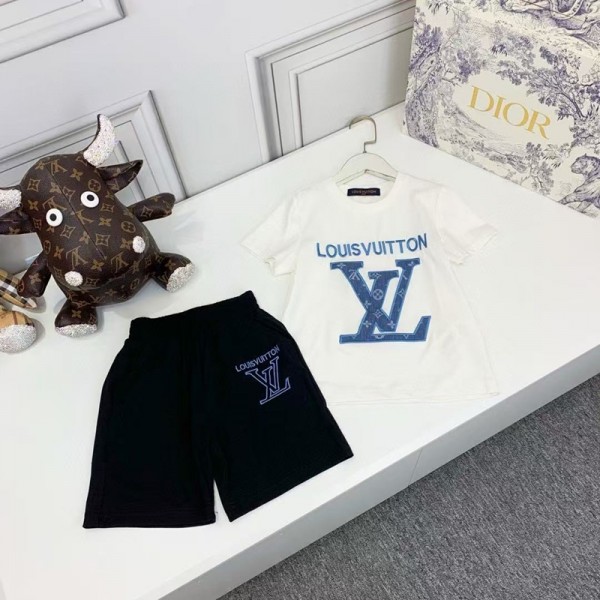 ルイヴィトンキッズ tシャツLV 子供服 上下セット tシャツ ショーツ 2点キッズ服男女児向け 夏の 2 ピースセット T シャツとショート ブランド魅力満載ルイヴィトンキッズ衣装