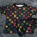 ルイヴィトン子供服LVキッズ夏服セット多彩なロゴ柄ルイヴィトンT シャツショートパンツLV キッズ夏服セット カラフルなロゴ柄で目を惹くルイヴィトン2 ピースセットサイズ 90 - 160cm