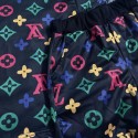 ルイヴィトン子供服LVキッズ夏服セット多彩なロゴ柄ルイヴィトンT シャツショートパンツLV キッズ夏服セット カラフルなロゴ柄で目を惹くルイヴィトン2 ピースセットサイズ 90 - 160cm