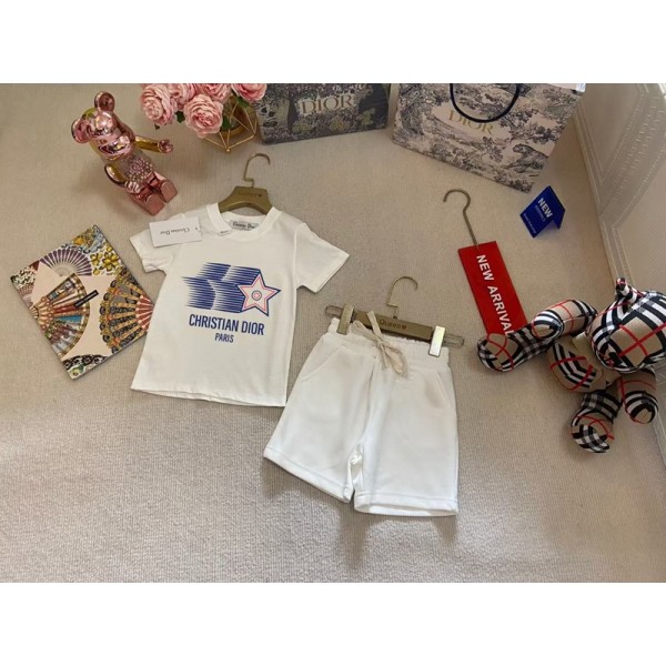 ディオールDIOR キッズ用 夏のファッションセット スタープリント T シャツとホワイトショートディオール半袖激安ディオール2 ピースセット