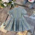 ルイヴィトン キッズデニムワンピース モノグラム柄 シャツスタイル 可愛らしいプチファッション夏用ルイヴィトン キッズ服【贈り物最適】LV キッズ デニムワンピース モノグラム柄 シャツカラー エレガントデザイン
