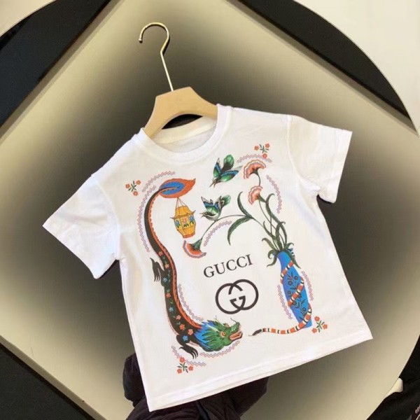 グッチキッズ T シャツ アート風プリント 高級感【GUCCI】キッズ T シャツ アートプリント ホワイトブラック 2 タイプ展開GUCCI 子供服グッチキッズ