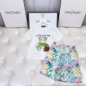 ルイ・ヴィトン子供服 2 点セット アートベア カラフル柄 夏向けファッションLOUIS VUITTONキッズ 2 点セット アートベアプリント T シャツLV 高品質ルイヴィトン