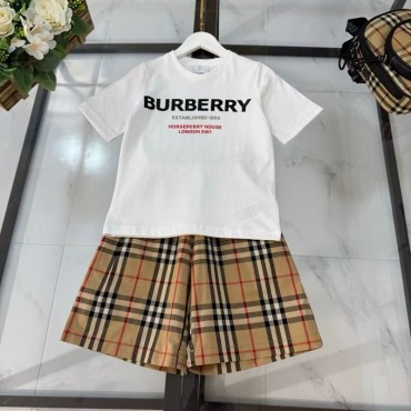バーバリー キッズ 2 点 クラシックチェック 白 T× ショート トレンド定番BURBERRY子供服セットアップトップス+ボトム夏90-160㎝バーバリー 高品質男の子 女の子