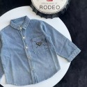 prada子供服プラダ キッズ デニムシャツ ブランドロゴ入り カジュアルな子供服プラダハイブランド子供服 コピー男の子 女の子プラダ子供用激安