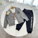 Burberry子供服バーバリー風 キッズ 3 点セット カーディガンT シャツパンツ 可愛らしいデザイン子供服 男の子バーバリー子供服ウェア激安 男の子ハイブランド韓国風