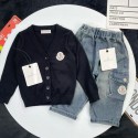 モンクレールMONCLERキッズ子供服秋冬 子供キッズ服 男の子女の子モンクレールキッズブラックカーディガンデニムパンツ高品質MONCLER子供服韓国風90cm-150cm