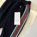 グッチGUCCI子供服 パーカーセットアップグッチキッズ秋冬韓国風グッチキッズブラックトラックスーツ ストライプデザイン カジュアルGUCCI夏秋でハイブランド男の子 女の子 