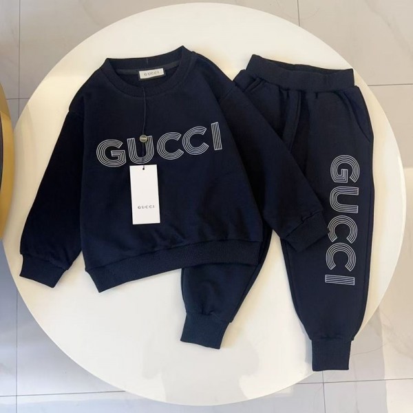 グッチ秋冬ハイブランド子供服 コピー男の子 女の子グッチgucci 子供セットアップ兄妹服姉妹服グッチセットアップ激安ハイブランドキッズ スウェットセット グッチ秋冬ハイブランド子供服 コピー男の子 女の子グッチgucci 子供セットアップ兄妹服姉妹服グッチセットアップ激安ハイブランドキッズ スウェットセット
