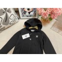 シャネル風 キッズ ブラック ロゴアクセント フード付きジャケット秋冬用シャネルCHANEL子供服キッズ服 ベストブランド子供服ウェア激安シャネルブランド子供洋服韓国風