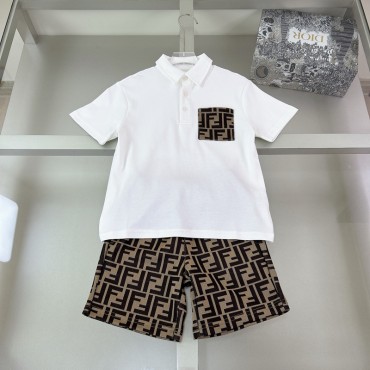 FENDI 子供服セットアップ夏フェンデ...