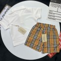 バーバリーBurberry 子供服男女兼用ノバチェックポロシャツ＋ショーツセットアップ 白 90-160 サイズセットアップ バーバリーハイブランド子供服 コピー高級感 百搭