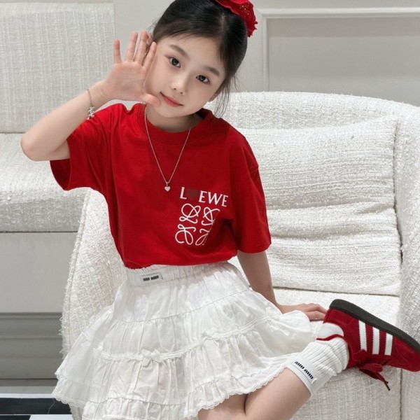 ロエベ親子Tシャツコーデ 子供大人サイズありファミリーお揃いロエベブランド人気Tシャツ 韓国風親子tシャツ夏 綿loewe子供服 ハイブランドレディースメンズ通気性良好