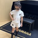 人気シャネル風子供服セットCC 刺繍半袖ポロシャツ × ショーツ 女の子CHANELキッズ上下セット春夏カジュアルセットアップ可愛いハイブランドシャネル高品質