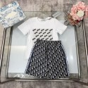 ディオールDiorキッズセットアップハイブランド激安DIOR 子供服 コットン素材 ユニセックス男児女児春夏セットアップ ディオール半袖 T× オブリーク総柄ショーツ キッズセット 2 色展開
