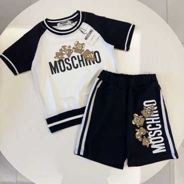モンクレールキッズセットアップ ハイブランド MONCLER子供服 テディベアプリント ラグラン切替半袖 T シャツ + ショーツ キッズ上下セットモンクレールハイブランド子供服コピー