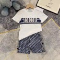 ディオールDior キッズセットアップ男女兼用コットン春夏横ライン大 DIOR ロゴ半袖 T シャツ オブリーク総柄ショーツ キッズ 2 色上下セットディオール子供服
