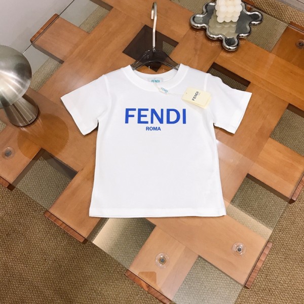 フェンディ fendi 半袖 Tシャツキッズ 親子コーデ ハイブランド韓国風子供大人サイズあり ハイブランドフェンディ fendi短袖Tシャツ 綿 レディースメンズペアお揃い 激安 