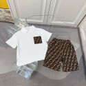 激安フェンディFENDI FF 総柄ポケット付き白ポロシャツ FF 総柄ショーツ キッズ上下セット 男児向けフェンディ子供服セットハイブランド韓国風