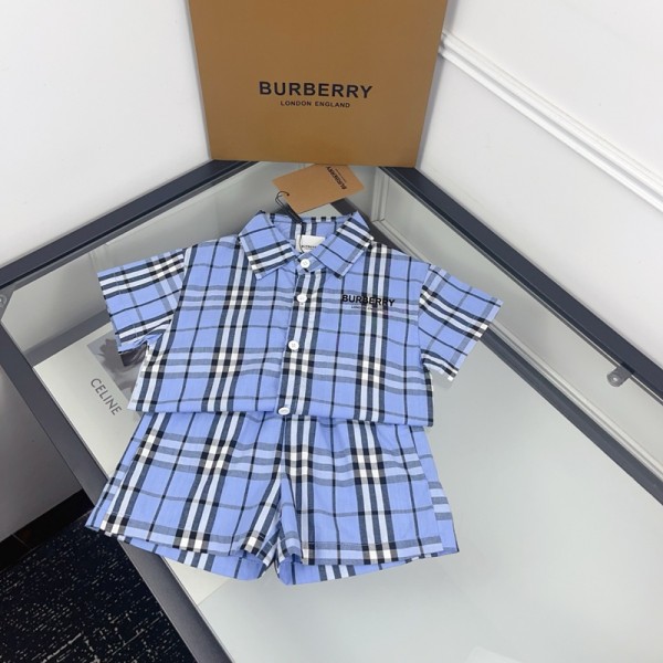 バーバリー Burberry キッズセットアップクラシック格子柄 バーバリー夏用子供服セットアップ 襟付きチェック半袖シャツ ウエストゴムショーツ上品