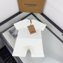 バーバリー Burberry クラシックヴィンテージチェック切り替え半袖ロンパース 新生児～幼児用ベビー服 バーバリーキッズ子供服   通気コットン素材 バーバリー定番チェックデザイン 夏用半袖ベビーロンパース