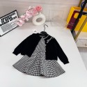 シャネルCHANEL子供服女の子千鳥格子ノースリーブワンピース＋リボン付きカーディガン 女の子 2 点セットシャネルブラック上品キッズセットアップ 千鳥柄ワンピース 長袖カーディガン