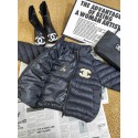 シャネルCHANELキッズ 中綿ジャケット ネイビー ホワイト 男の子 女の子 冬服シャネルCHANEL子供用 軽量中綿コート CCロゴ刺繍 アウター
