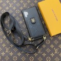 ルイヴィトンLVギャラクシー s26 s26ultra iphone 18 pro max 17 携帯ケース 肩掛けブランド 耐衝撃新作サムソンルイヴィトン galaxy s26 ultra s25ケース背面カード収納アイフォンair 17 16pro max 18 ケースハイブランドルイヴィトン 激安コピーメンズレディースGalaxy s26ultra s25ultra s24 s23 s22 s21ケース