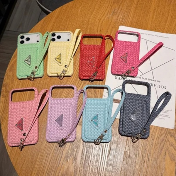 プラダハイブランド激安Galaxy s26 ultra s26 s25ケース革男女兼用カード入れiphone18/17promax 16 15ケース人気安いprada プラダギャラクシー s26 s25 ultra iphone 17 16 15 pro max 携帯ケースブランド 耐衝撃