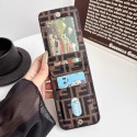フェンディGalaxy s26 ultra s26 s25ケースカード入れ男女兼用fendi サムソン s26 25 ultraケースセレブ愛用ハイブランドビジネス風フェンディiphone 18 17 16 ケース背面にカード入れ付き