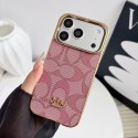 コーチ Iphone 18シリーズ即納 超スタイリッシュ アイホン 18pro  18pro max 17pro max携帯ケース coach大人気 iPhone duo 17 18 18 plus 17ケースコーチレザー調総柄スマホカバー メタルモチーフ付き 金メッキカメラフレーム