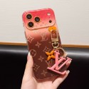 ルイヴィトン IPhone18pro max 18ultra 18Pro 17グラデーションラメ入りスマホケースルイヴィトンアイフォン18plus 17pro max ケース 女子 かわいい おしゃれ LV アイフォン18pro  18air 18 Plus 18 Pro Max スマホケース 取外し式チャームキーホルダー付き 女性向け おしゃれ