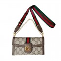 グッチGUCCI ブランド激安ギャラクシーs26 ultra s26 + s25 ultra携帯ケースGG モチーフ ウェブストライプ チェーン付き高品質ハイブランドiphone18ultra/18promax/17 proケースシンプルグッチsamsung s26ultra/ s26/ s26plusケース