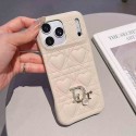 ディオール女性向け iPhone ultra 18ultra 18pro max  18 plus 17ケースかわいいハート刺繍  Diorカジュアルアイホン18pro max18plus 18 17pro 17 スマホケース 売れ筋 皮製 iphone 18ultra 18pro/17 pro max 16 15 17携帯ケース 合わせ易い    