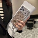 グッチGUCCI アイホン18pro 18pro max 17 Pro GG 総柄 ラインストーンカメラフレーム スマホケース 2 カラー レディースアイフォーン18ultra 17 18 18 Pro Max Iphone18duo 18 Plus 17E 17ケースグッチGUCCI  Iphone18pro max18 17 16 15 Pro Max ブランドスマホケース女性向け